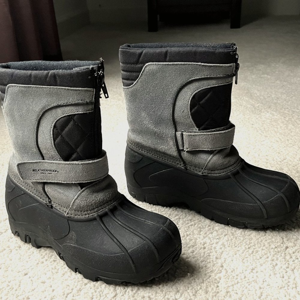 Winter Warm and Waterproof Boots, Size 4